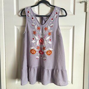 Lavender Floral Embroidered Sleeveless Tank Top. Size M. FREE shipping!